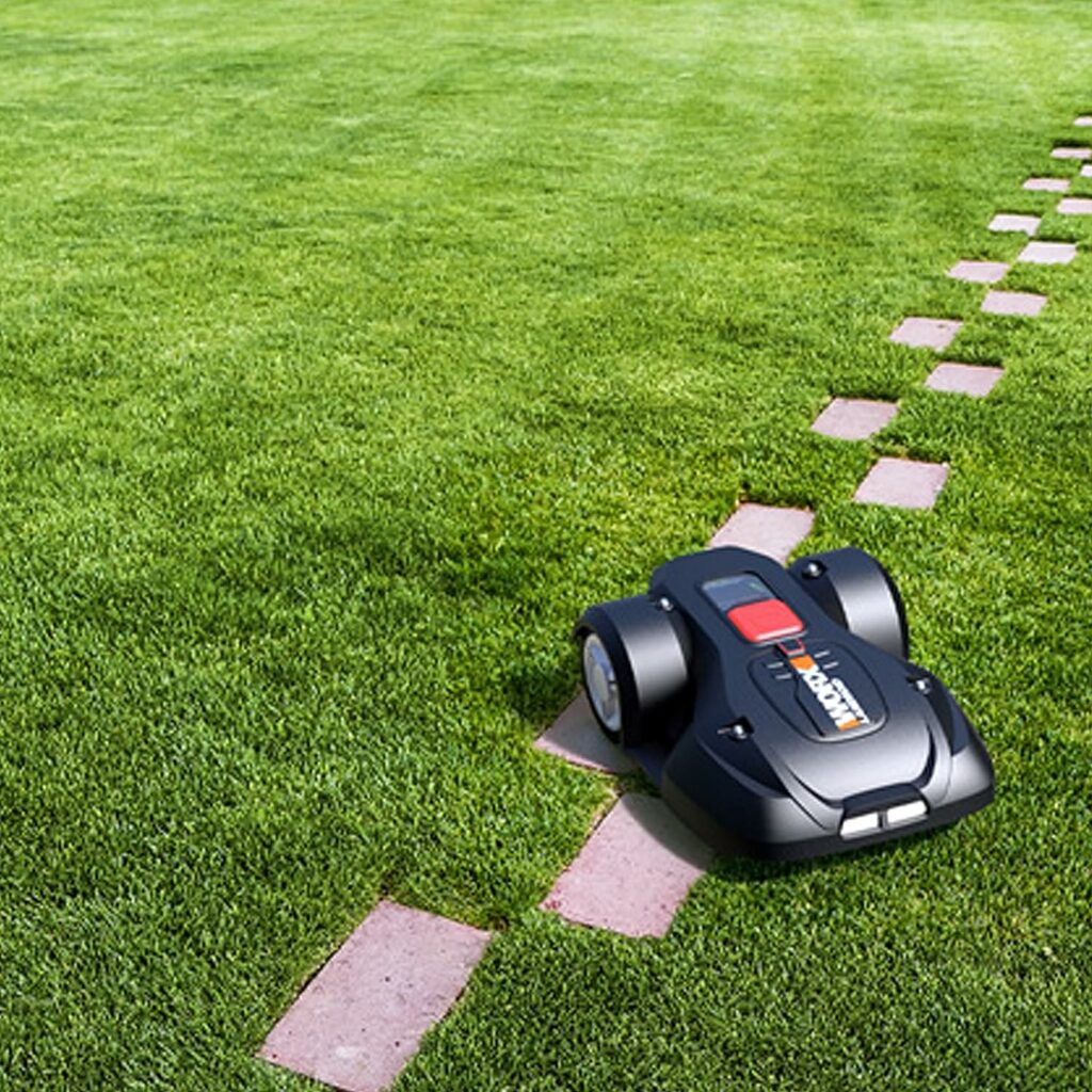 Worx Landroid L1500i Robotic Lawnmower, Automatic Lawnmower for up to 1500 sqm with WiFi Link (App Control) and Adjustable Cutting Height, 70 x 52 x 26 cm (L x W x H)